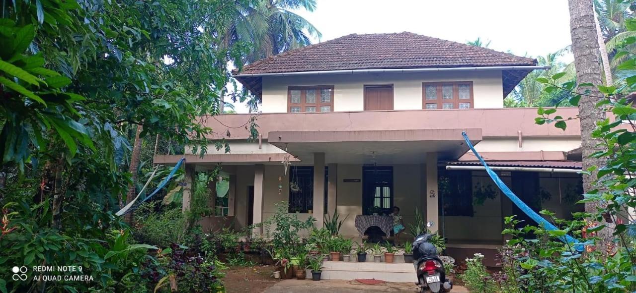 Narayanalayam-Vintage Retreat-Homestay & Rest'Inn Kannur ภายนอก รูปภาพ